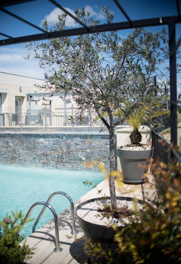 Hotel Restaurant Mon Auberge Lunel  Εξωτερικό φωτογραφία