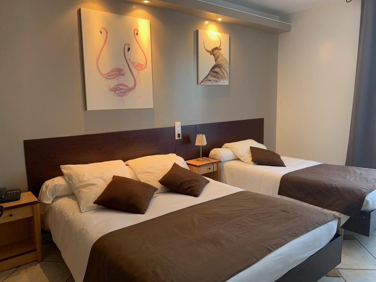 Hotel Restaurant Mon Auberge Lunel  Εξωτερικό φωτογραφία